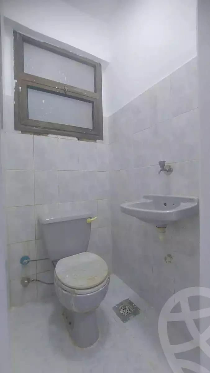 https://aqarmap.com.eg/ar/listing/7304315-for-sale-alexandria-al-agamy-shataa-el-nakheel