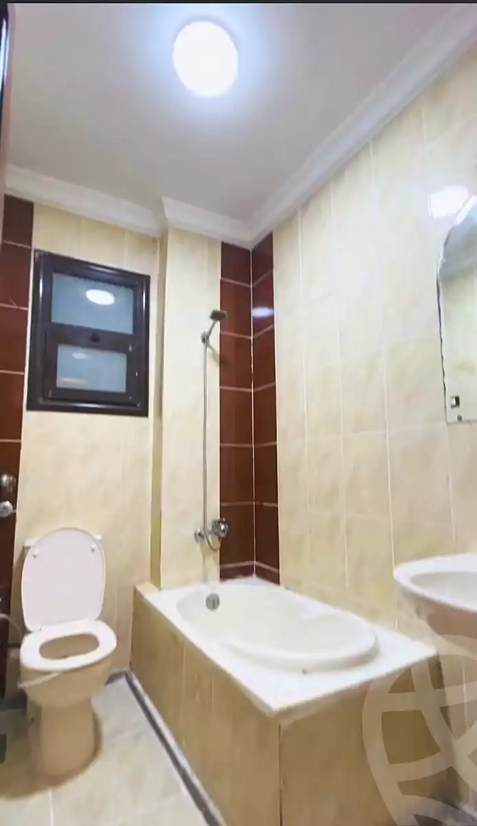 https://aqarmap.com.eg/ar/listing/7304324-for-sale-alexandria-al-agamy-shataa-el-nakheel