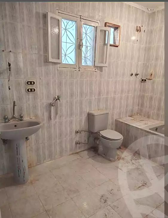 https://aqarmap.com.eg/ar/listing/7304334-for-sale-alexandria-al-agamy-lbytsh-abou-dib-st