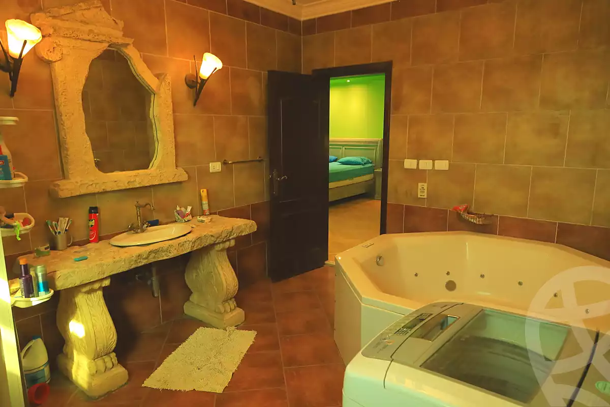 https://aqarmap.com.eg/ar/listing/7304533-for-sale-cairo-heliopolis-el-thawra
