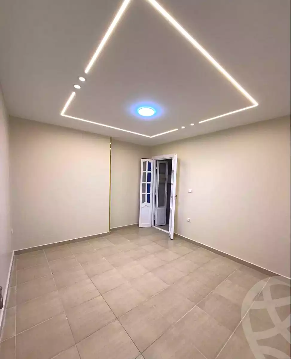 https://aqarmap.com.eg/ar/listing/7305043-for-sale-alexandria-miami