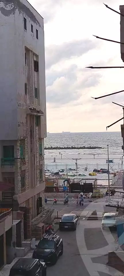 https://aqarmap.com.eg/ar/listing/7305061-for-sale-alexandria-al-agamy-shataa-el-nakheel
