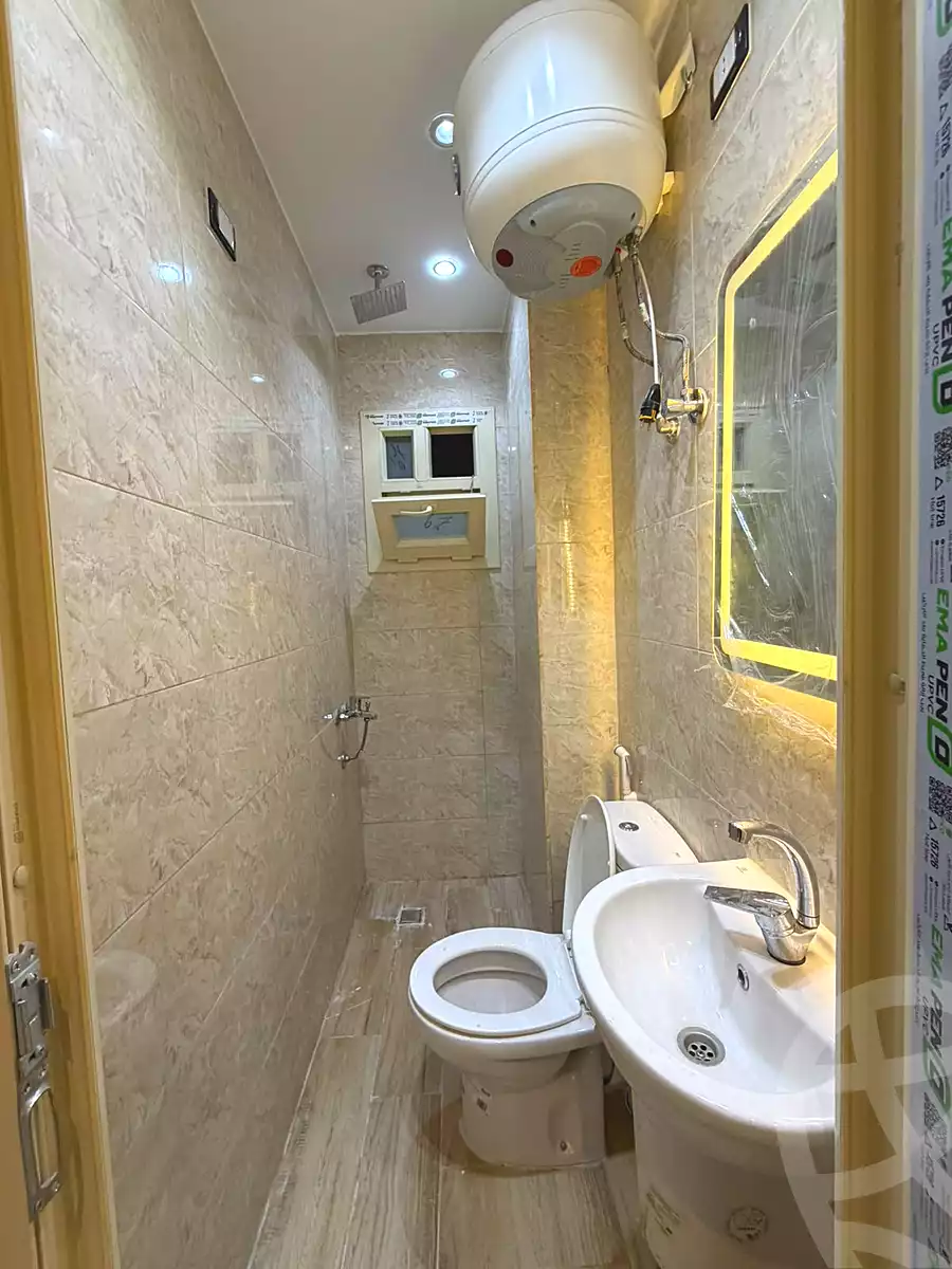 https://aqarmap.com.eg/ar/listing/7305793-for-sale-cairo-6th-of-october-el-ahyaa-neighborhood-1st