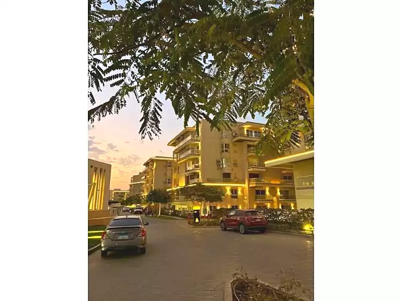 https://aqarmap.com.eg/en/listing/7306131-for-sale-cairo-new-cairo-compounds-mwntn-fyw-y-syty-club-park-mountain-view-icity