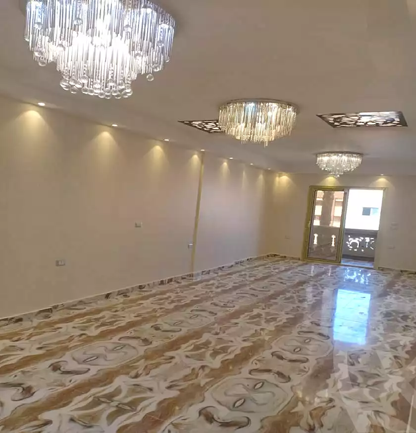 https://aqarmap.com.eg/en/listing/7306352-for-sale-cairo-new-cairo-el-ahyaa-third-neighborhood-street-1