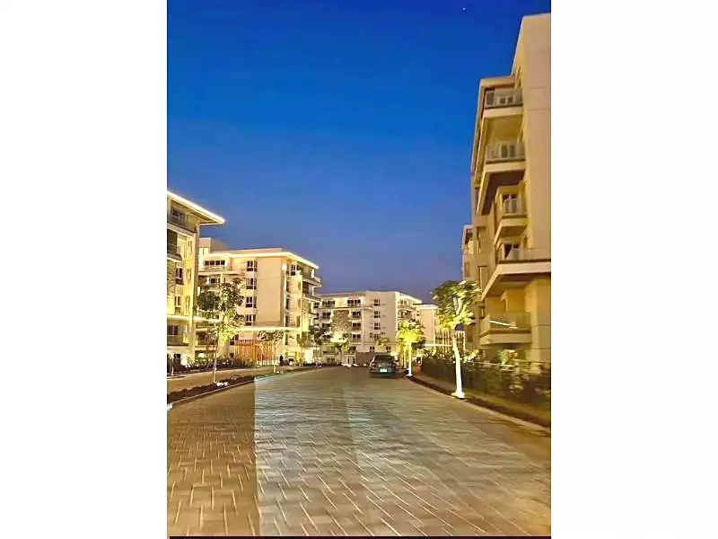 https://aqarmap.com.eg/ar/listing/7306371-for-sale-cairo-new-cairo-compounds-mwntn-fyw-y-syty-club-park-mountain-view-icity