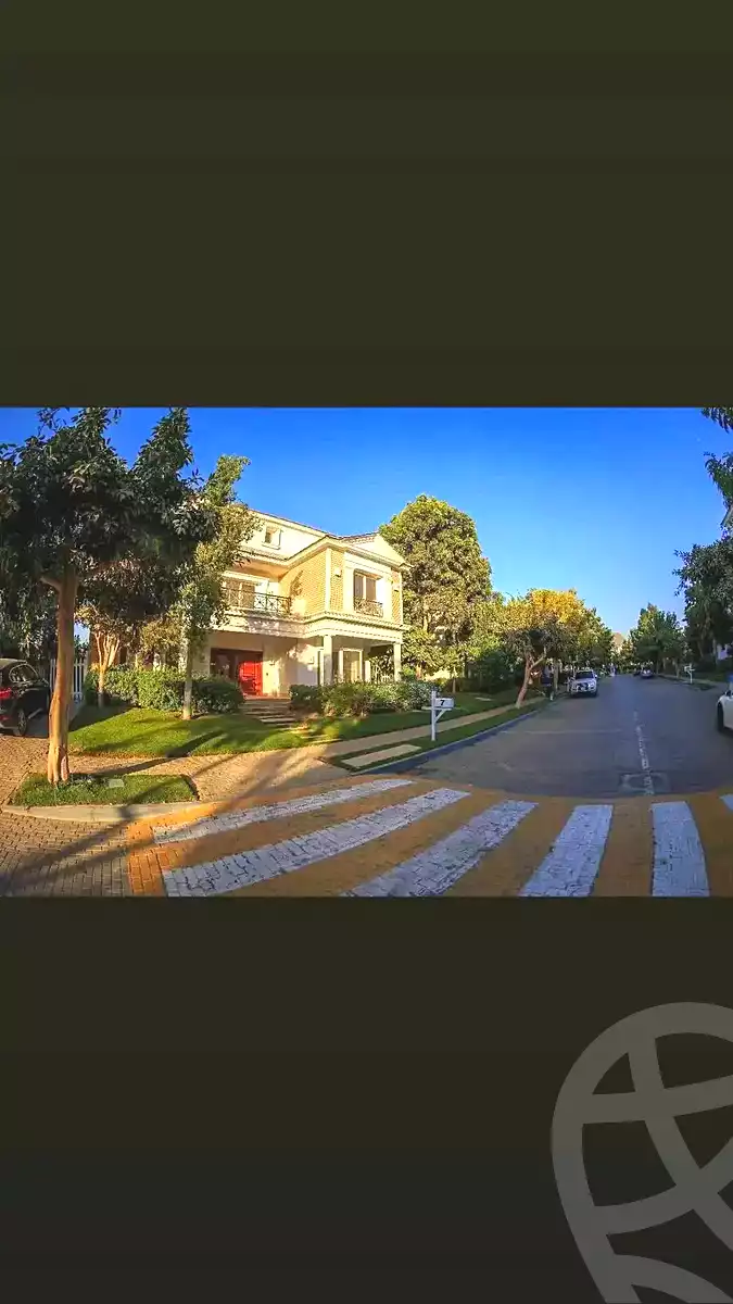 https://aqarmap.com.eg/ar/listing/7306545-for-sale-cairo-new-cairo-compounds-mountain-view1-1-compound