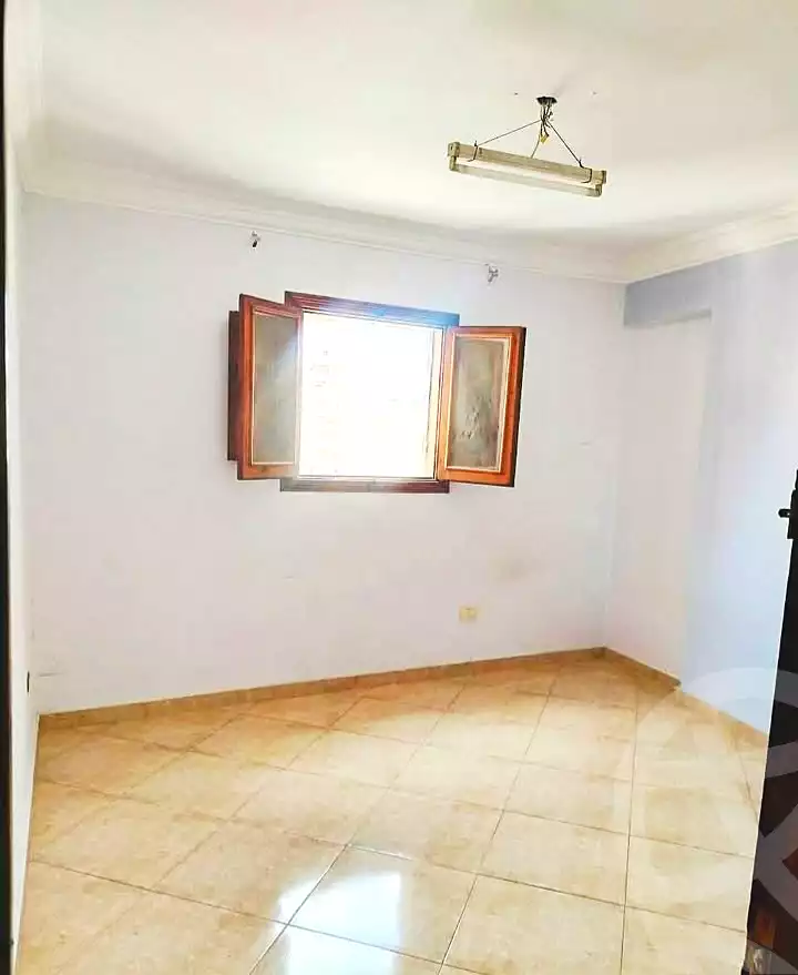 https://aqarmap.com.eg/en/listing/7306619-for-sale-alexandria-sydy-bshr-sydy-bshr-qbly-hoda-el-islam-mosque-st
