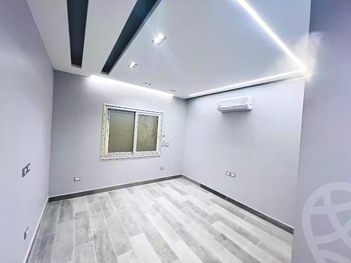https://aqarmap.com.eg/ar/listing/7306756-for-sale-cairo-new-cairo-compounds-town-residence