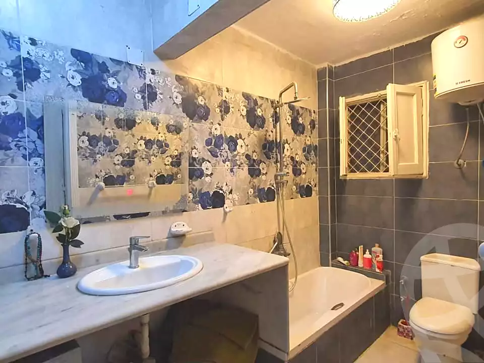 https://aqarmap.com.eg/en/listing/7306999-for-sale-alexandria-moharram-bey