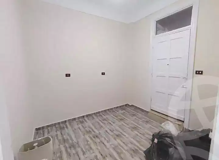 https://aqarmap.com.eg/ar/listing/7307358-for-rent-alexandria-sporting-shr-bwr-s-yd