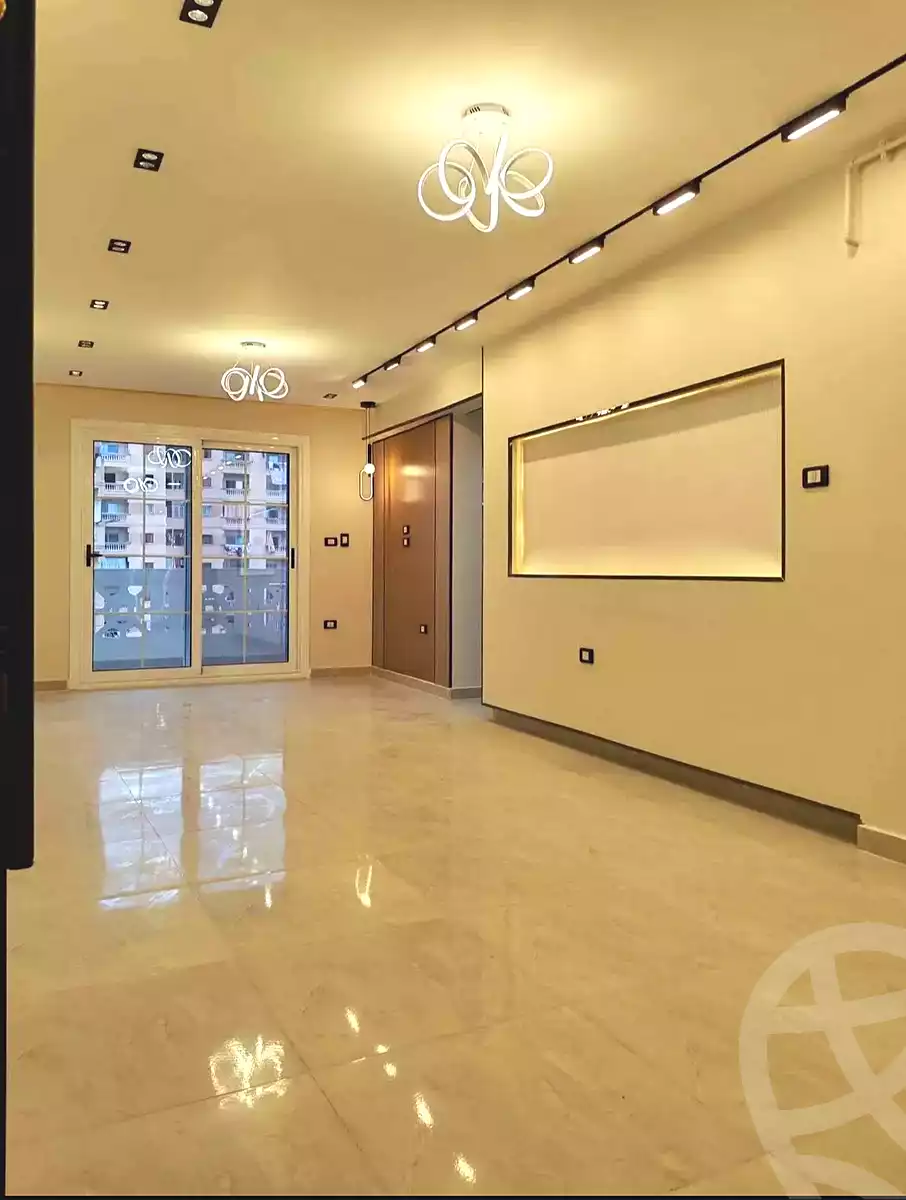 https://aqarmap.com.eg/en/listing/7307478-for-sale-alexandria-al-agamy-bw-ywsf