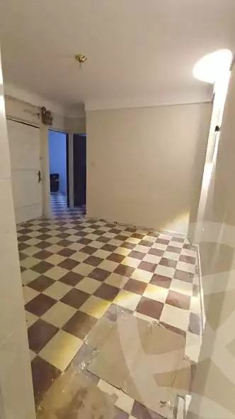 https://aqarmap.com.eg/en/listing/7307530-for-sale-alexandria-el-asafra-l-sfr-qbly-el-tahrir-mosque-st