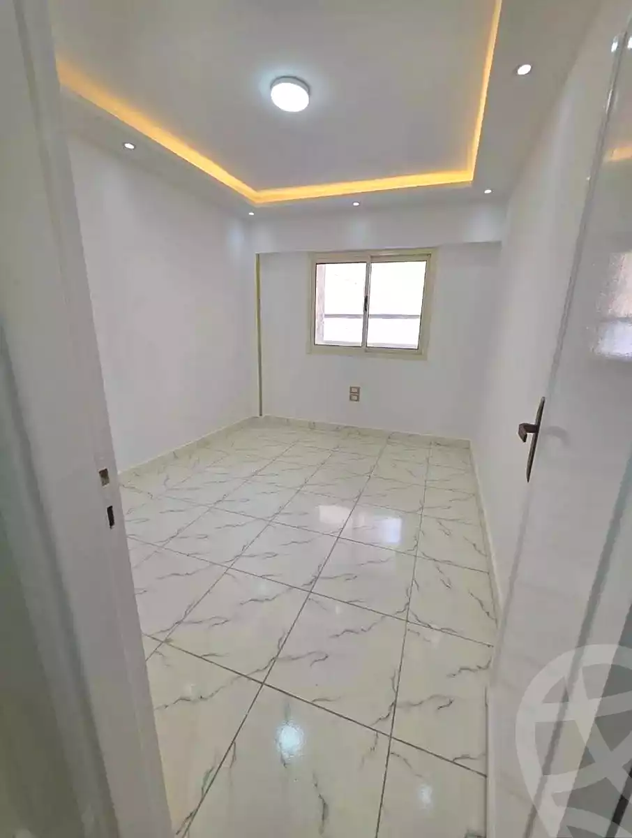 https://aqarmap.com.eg/en/listing/7307532-for-sale-alexandria-el-asafra-shr-45