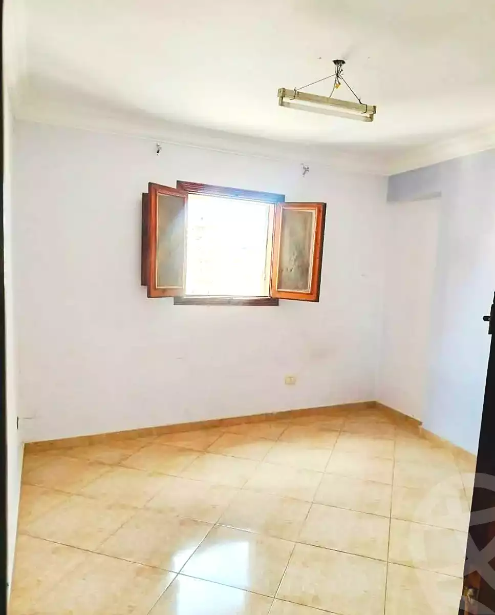https://aqarmap.com.eg/en/listing/7307810-for-sale-alexandria-sydy-bshr-sydy-bshr-bhry-gamal-abd-el-nasir-st