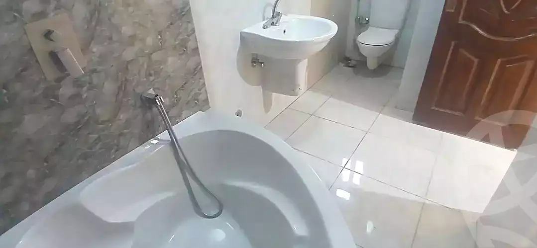https://aqarmap.com.eg/en/listing/7307824-for-sale-cairo-hadayek-el-koba-hamamat-el-koba
