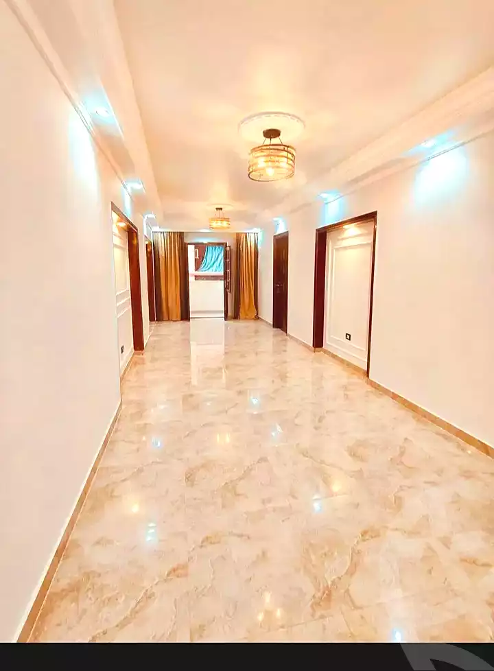 https://aqarmap.com.eg/ar/listing/7307968-for-sale-alexandria-miami-amin-khirat-al-ghandour-st