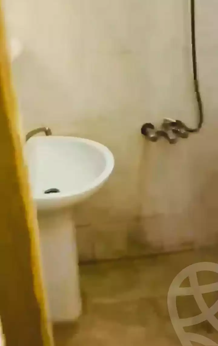 https://aqarmap.com.eg/en/listing/7308132-for-sale-cairo-faisal-el-matbeaa-amr-ibn-al-aas-st