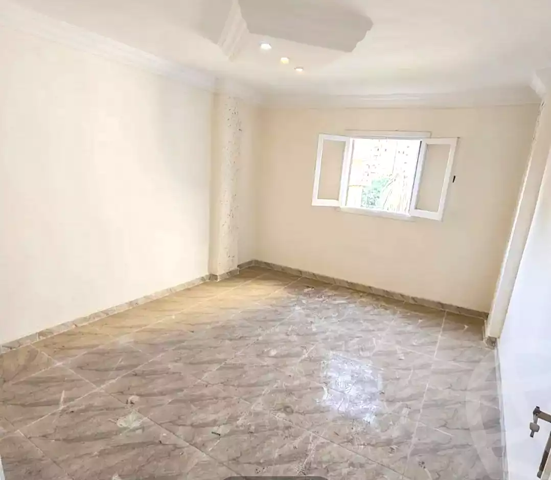 https://aqarmap.com.eg/en/listing/7308201-for-sale-alexandria-al-agamy-el-hanouvel