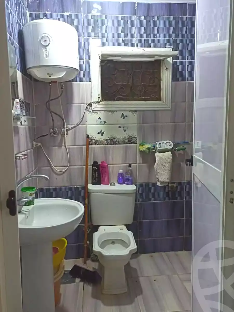 https://aqarmap.com.eg/ar/listing/7308398-for-sale-alexandria-al-agamy-el-hanouvel-yathreb-st