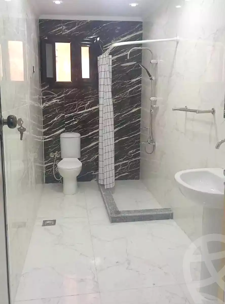 https://aqarmap.com.eg/en/listing/7308430-for-sale-alexandria-al-agamy-lbytsh-bianchiii