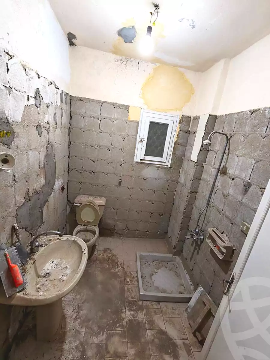 https://aqarmap.com.eg/ar/listing/7308460-for-sale-alexandria-al-agamy-el-hanouvel-el-salam-st