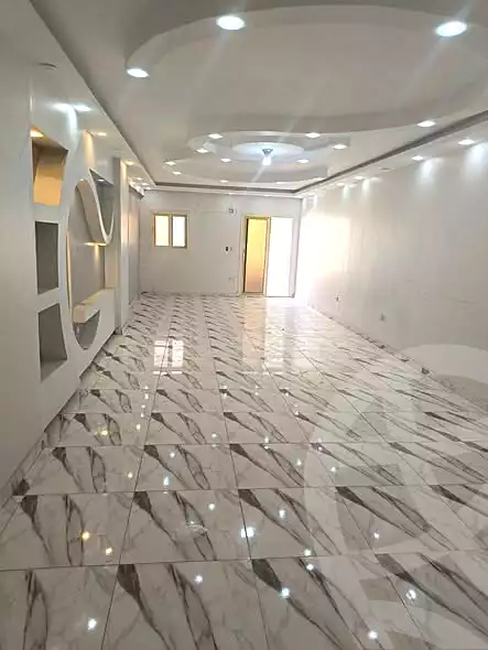 https://aqarmap.com.eg/ar/listing/7308483-for-sale-cairo-helwan-helwan-el-sharkeya-mostafa-safwat-st