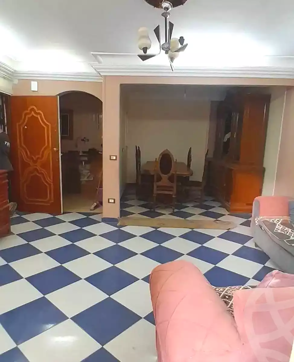 https://aqarmap.com.eg/ar/listing/7308493-for-sale-alexandria-sydy-bshr-sydy-bshr-bhry-gamal-abd-el-nasir-st