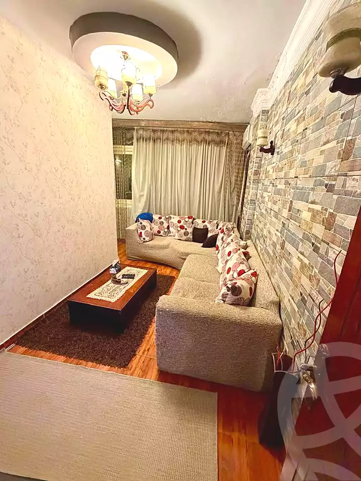 https://aqarmap.com.eg/ar/listing/7308882-for-sale-alexandria-sydy-bshr-sydy-bshr-qbly-mostafa-kamel-st