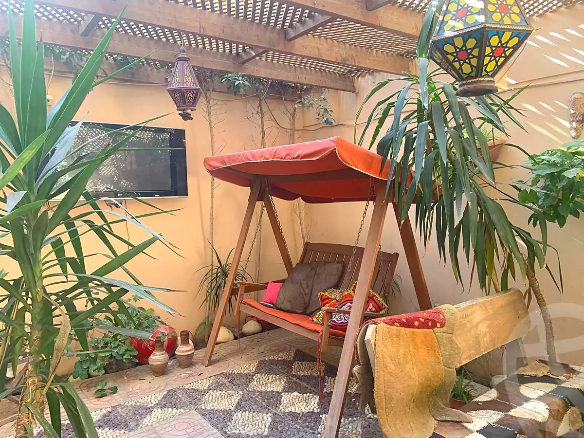 https://aqarmap.com.eg/ar/listing/7309032-for-sale-cairo-new-cairo-first-settlement-mhwr-mstfy-kml