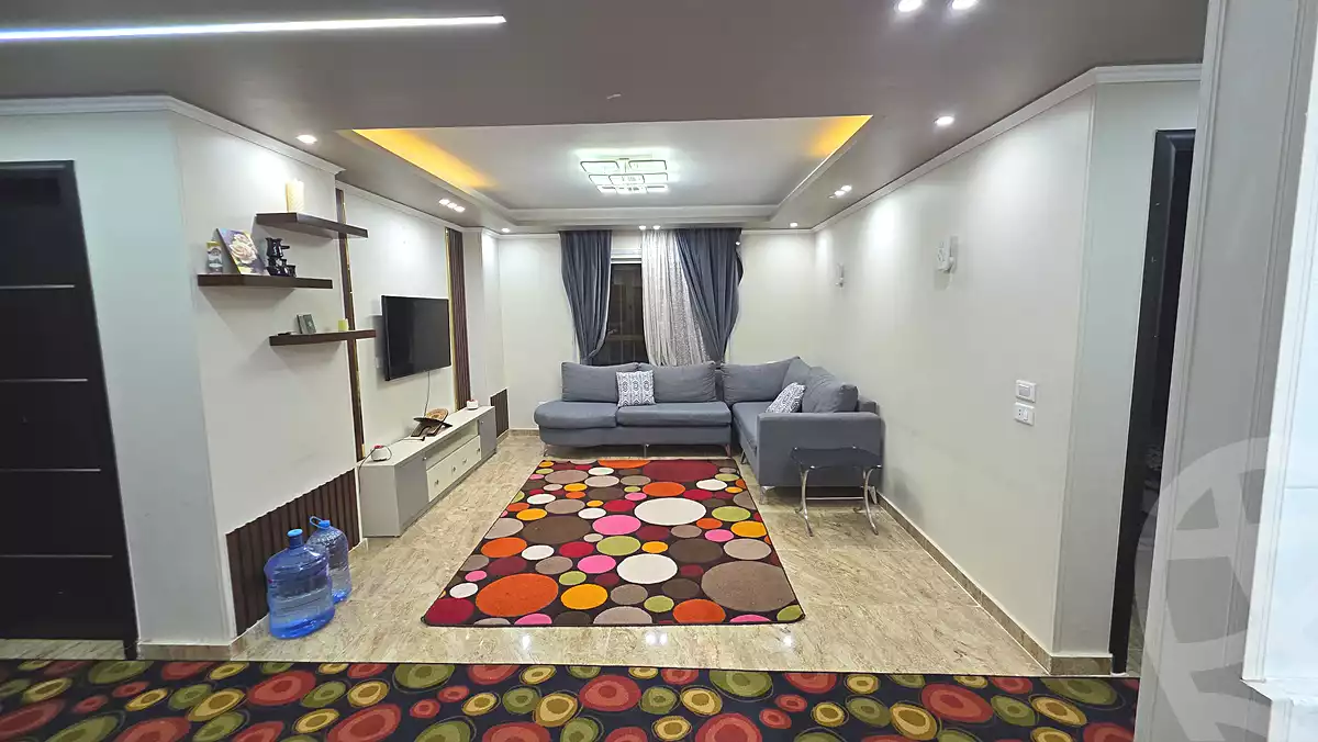 https://aqarmap.com.eg/ar/listing/7309101-for-rent-cairo-6th-of-october-lhsry
