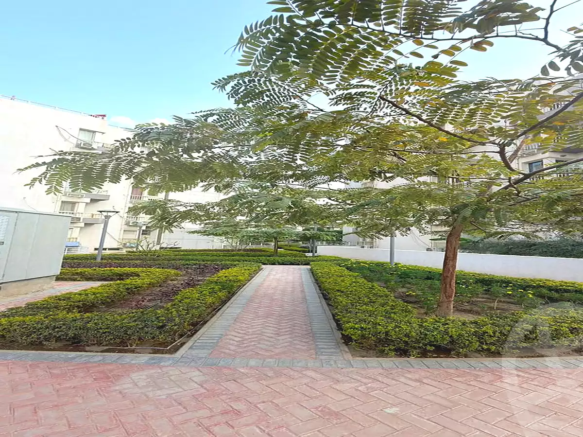 https://aqarmap.com.eg/ar/listing/7309255-for-sale-cairo-new-cairo-compounds-jyd