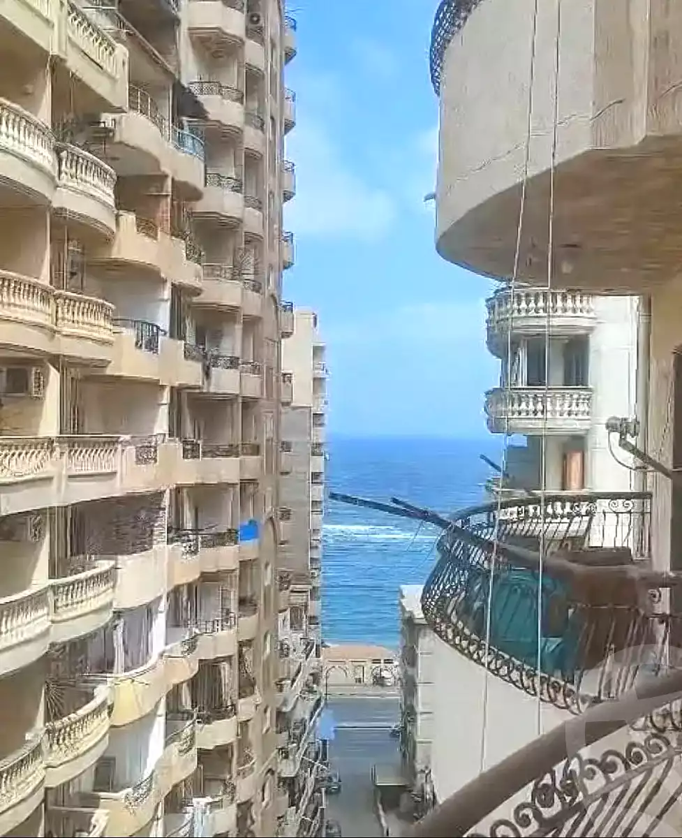 https://aqarmap.com.eg/en/listing/7309747-for-sale-alexandria-el-asafra-l-sfr-bhry