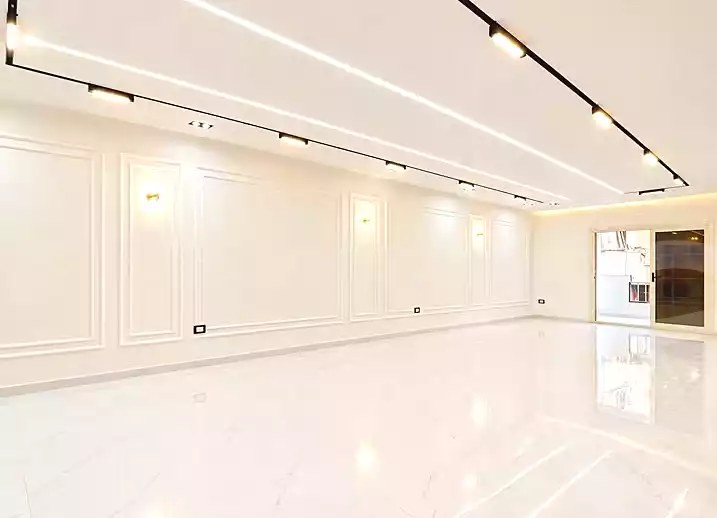 https://aqarmap.com.eg/ar/listing/7310170-for-sale-alexandria-al-agamy-lbytsh-el-reyad-st