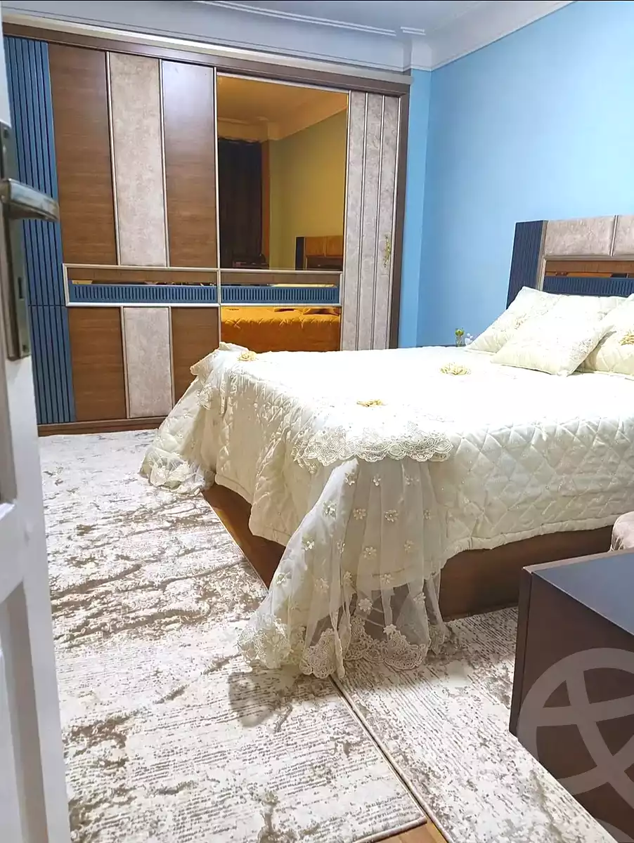 https://aqarmap.com.eg/ar/listing/7310239-for-sale-alexandria-lsywf-el-falki