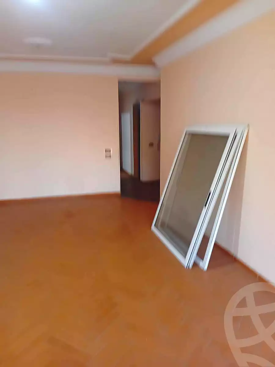 https://aqarmap.com.eg/ar/listing/7310360-for-rent-alexandria-smouha