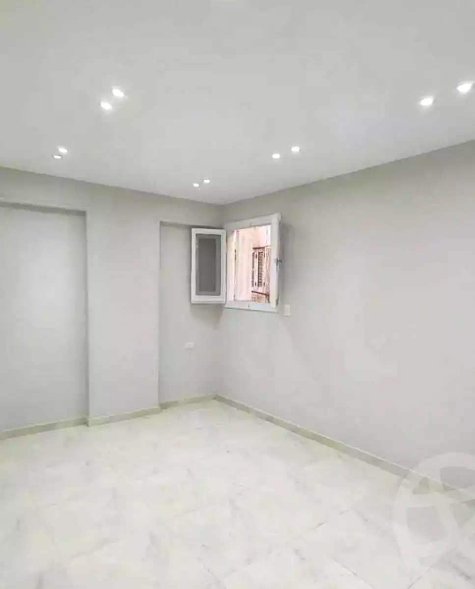 https://aqarmap.com.eg/ar/listing/7310800-for-sale-alexandria-sydy-bshr-sydy-bshr-bhry-gamal-abd-el-nasir-st
