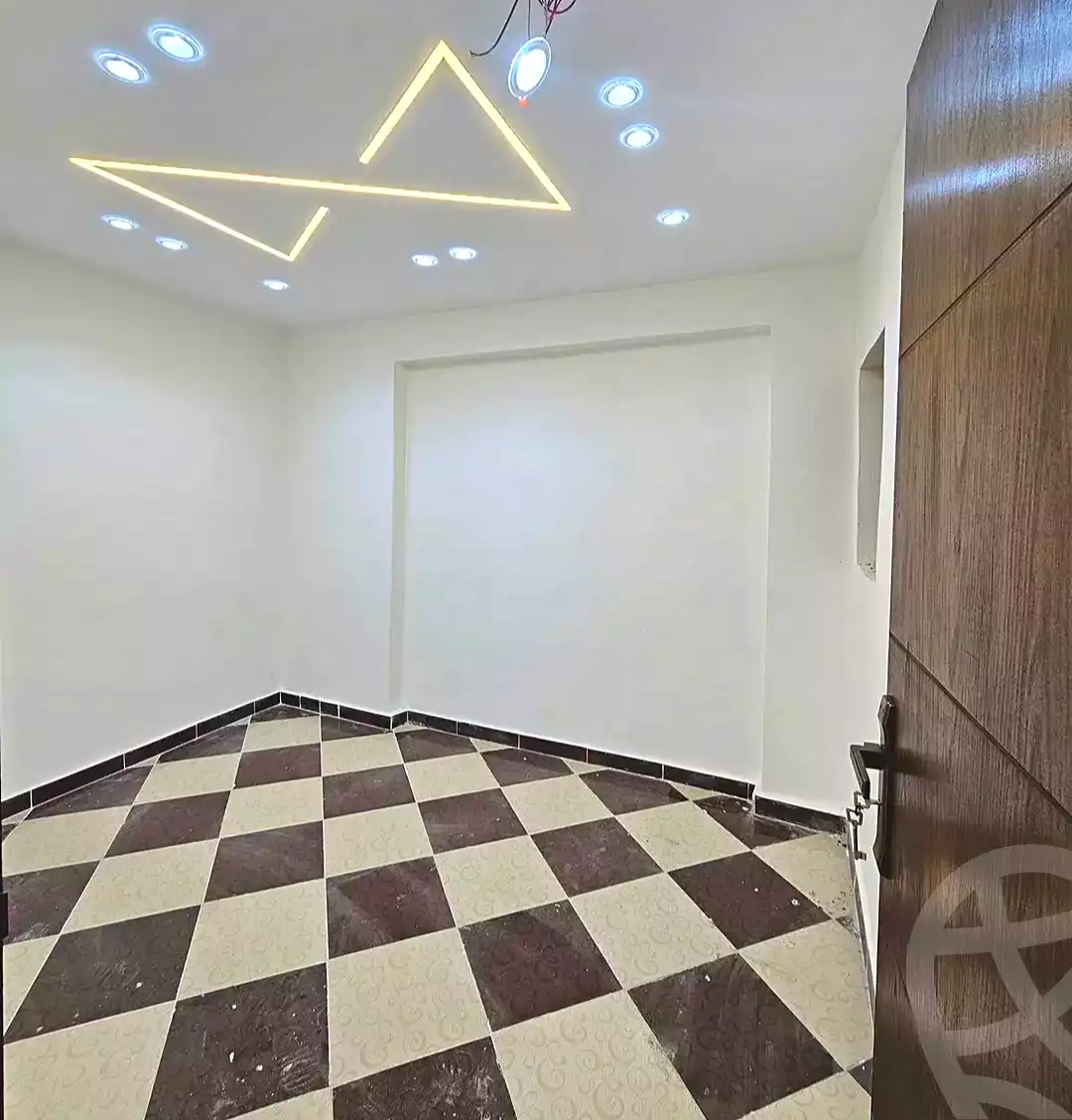 https://aqarmap.com.eg/ar/listing/7310810-for-sale-alexandria-miami-el-gaish-rd-st