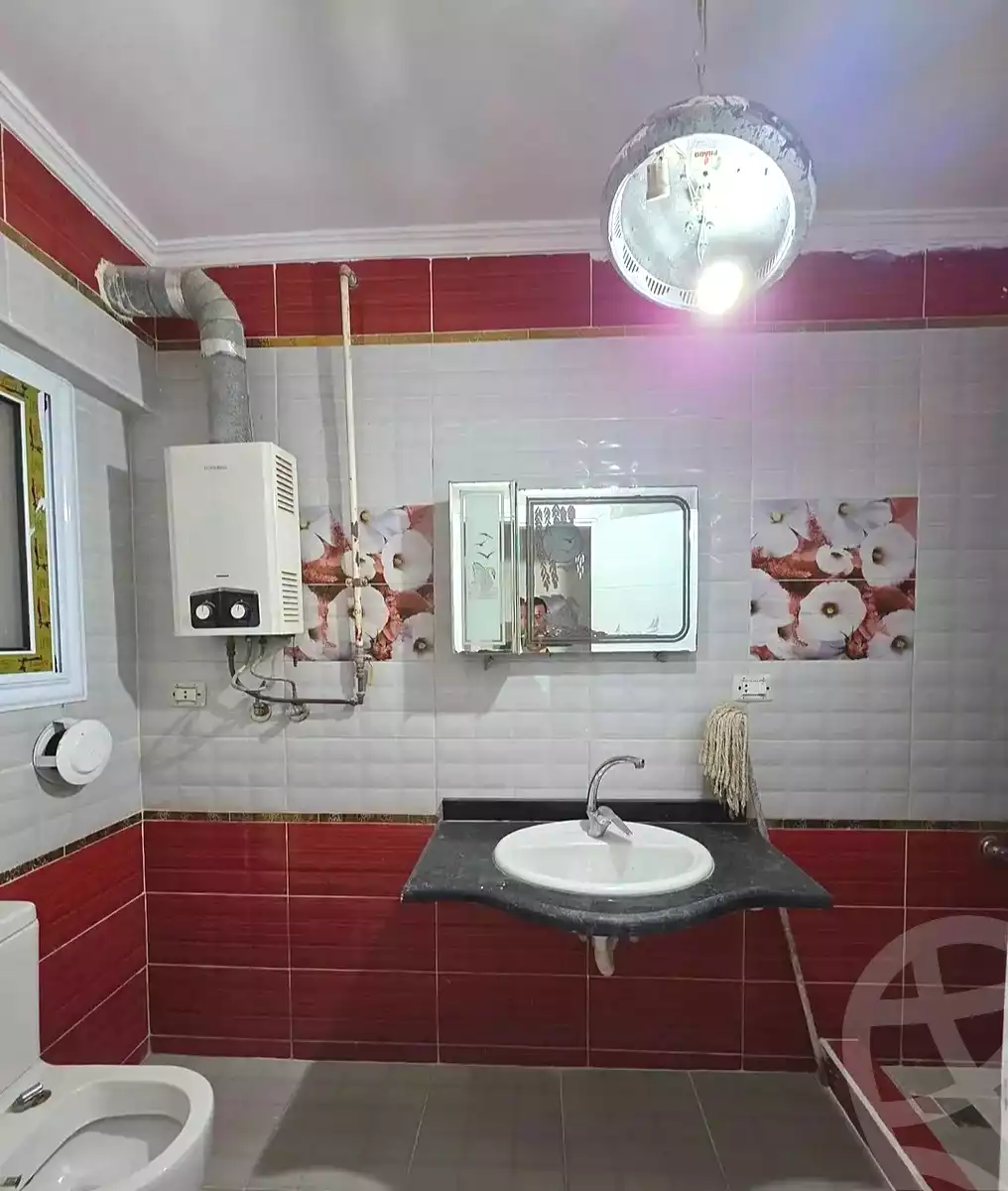https://aqarmap.com.eg/ar/listing/7310817-for-sale-alexandria-sydy-bshr-sydy-bshr-bhry-shr-khld-bn-lwlyd