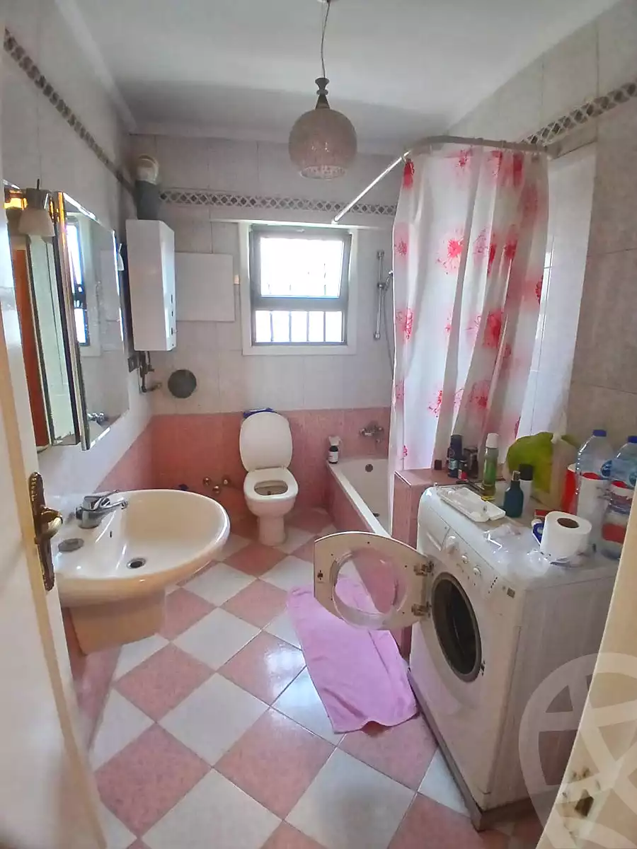 https://aqarmap.com.eg/en/listing/7310827-for-sale-cairo-heliopolis-ard-el-golf-ahmed-aldardery
