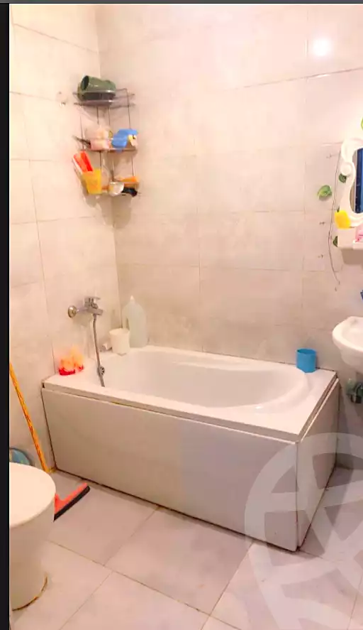 https://aqarmap.com.eg/ar/listing/7311249-for-sale-cairo-helwan-helwan-el-sharkeya-el-maraghi-st