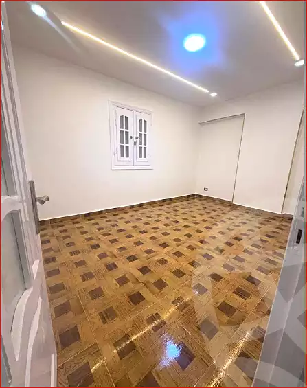 https://aqarmap.com.eg/en/listing/7311394-for-sale-alexandria-sydy-bshr-sydy-bshr-bhry-street-16