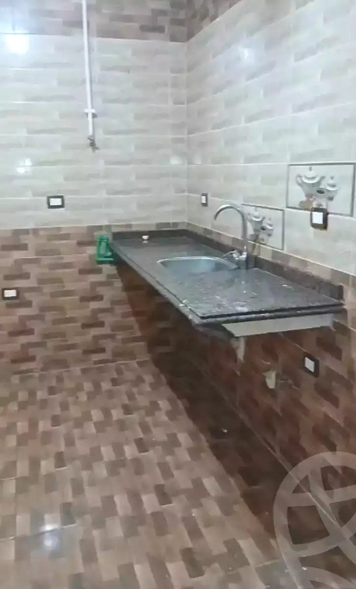 https://aqarmap.com.eg/ar/listing/7311991-for-rent-alexandria-ibrahimia-abou-quer-st