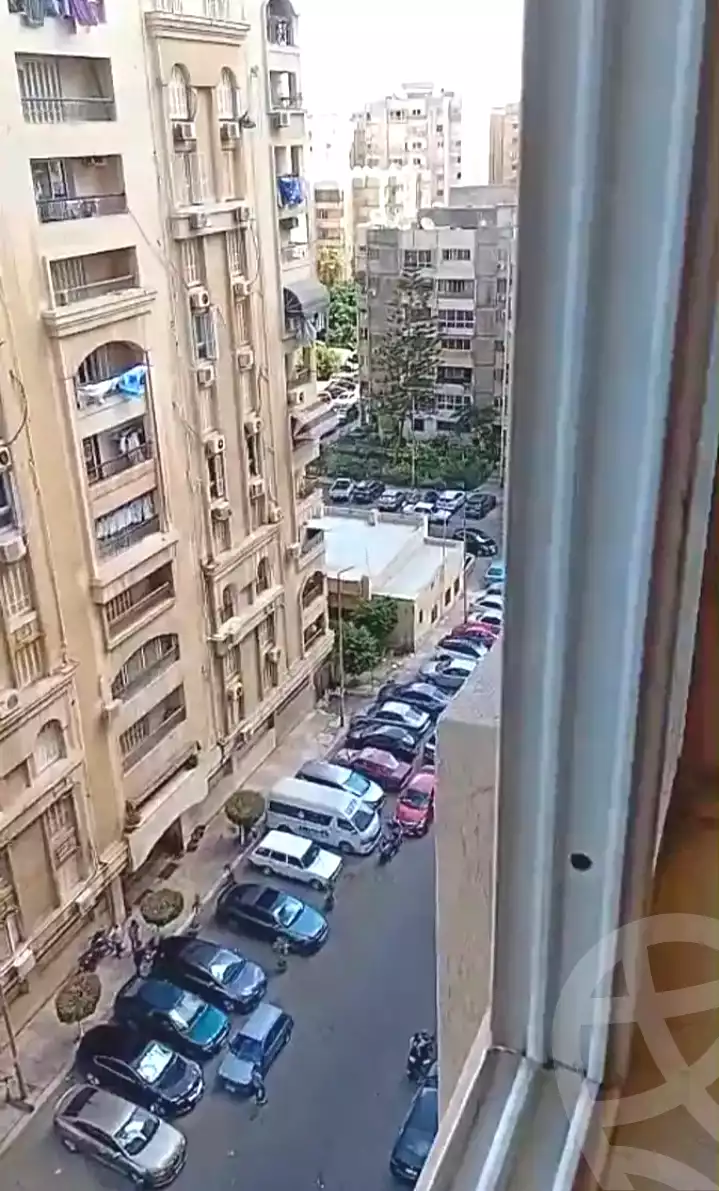 https://aqarmap.com.eg/ar/listing/7312060-for-rent-alexandria-smouha