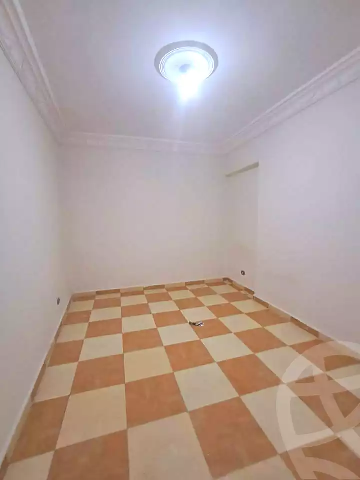 https://aqarmap.com.eg/ar/listing/7312303-for-sale-alexandria-sydy-bshr-sydy-bshr-bhry-gamal-abd-el-nasir-st