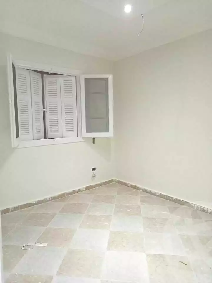 https://aqarmap.com.eg/ar/listing/7312321-for-sale-alexandria-el-asafra-shr-45