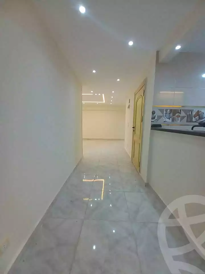 https://aqarmap.com.eg/ar/listing/7312405-for-sale-alexandria-sydy-bshr-sydy-bshr-bhry