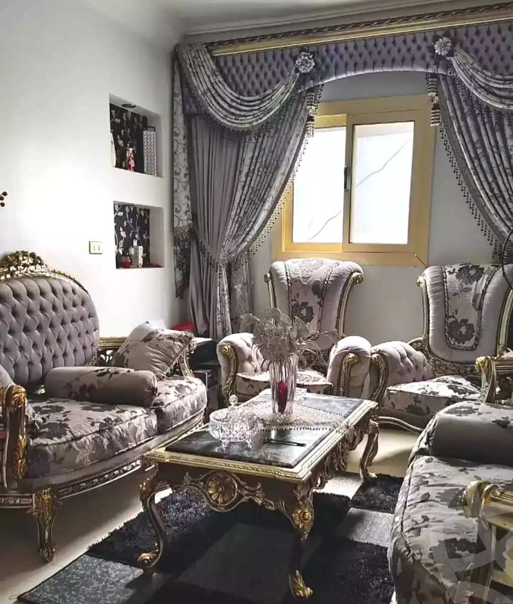 https://aqarmap.com.eg/ar/listing/7312686-for-sale-alexandria-miami-al-mostaged-st