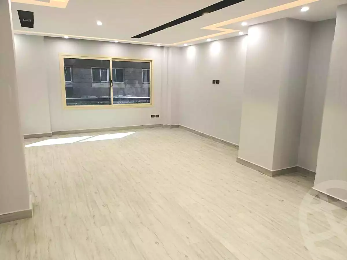 https://aqarmap.com.eg/ar/listing/7312706-for-rent-cairo-el-maadi-sarayat-el-maadi-street-20