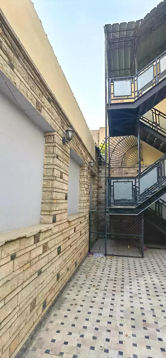 https://aqarmap.com.eg/ar/listing/7312715-for-rent-cairo-el-maadi-el-maadi-el-gededa-el-nasr-st